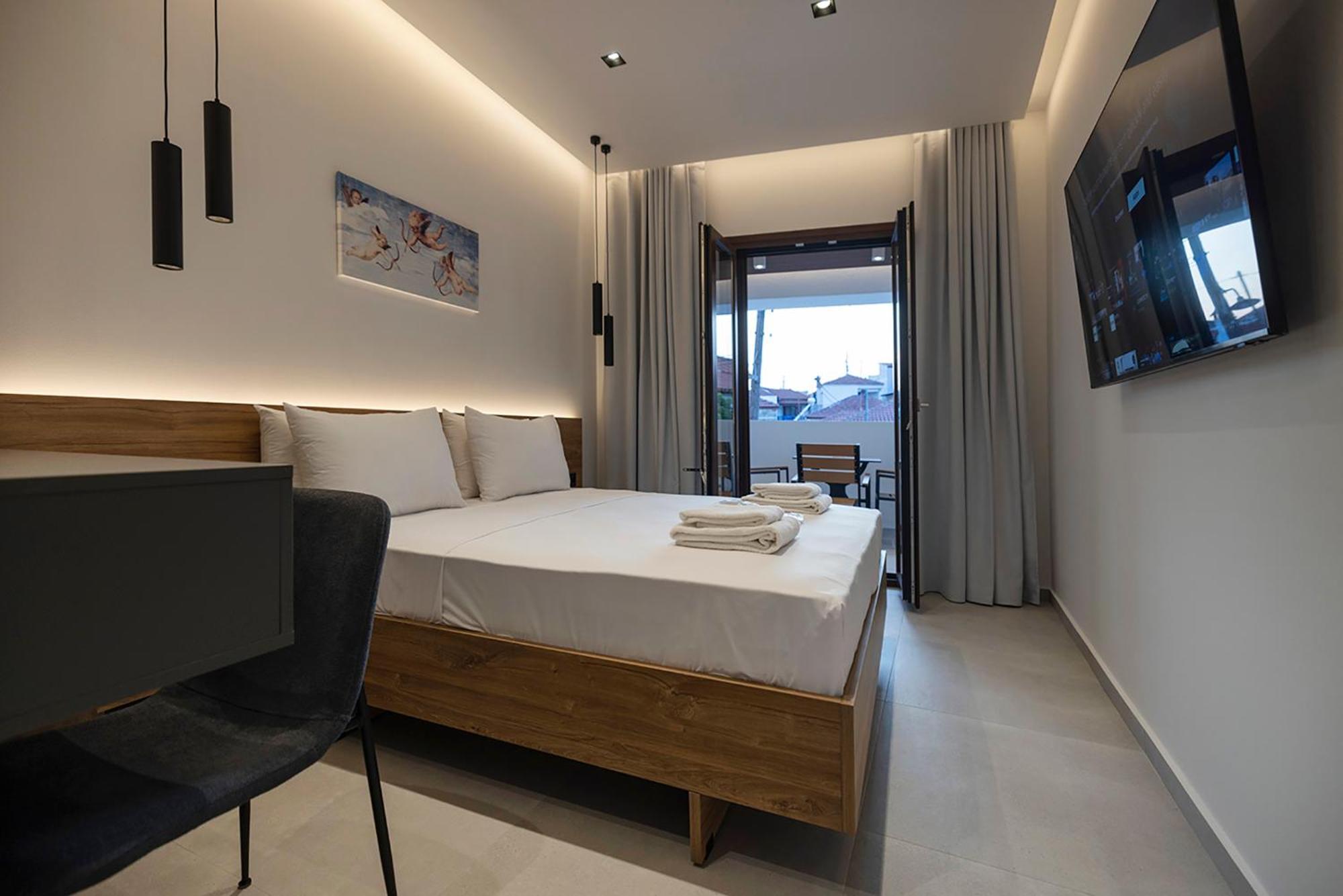 Akira Suites Afytos Exterior photo